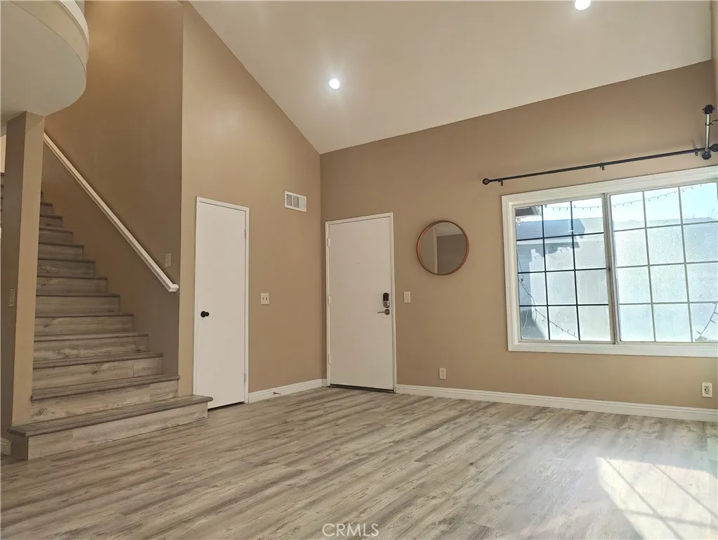 gallery-image 4