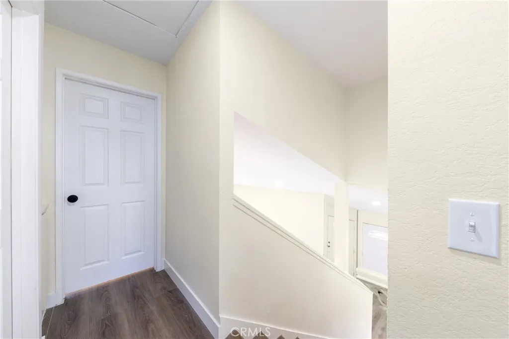1204 W Victoria Street W, Rialto, California 92376 home-pic-21