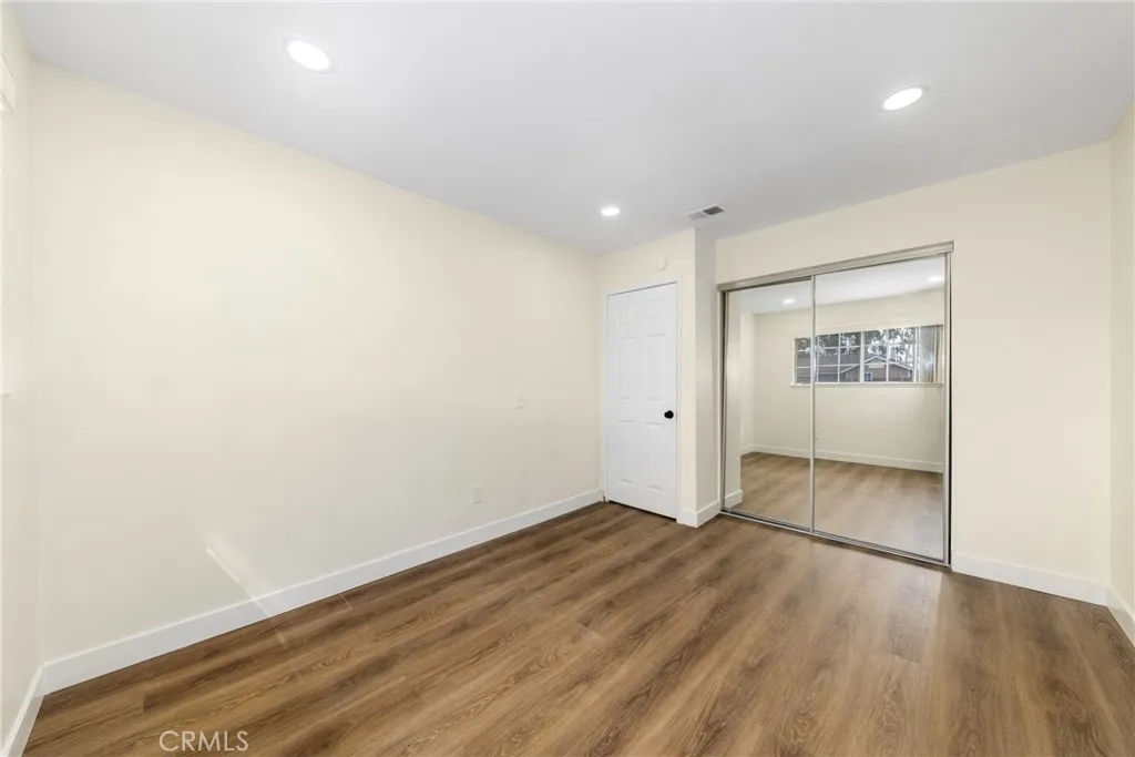 1204 W Victoria Street W, Rialto, California 92376 home-pic-23