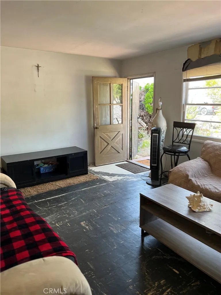 1231 W Santa Cruz St., San Pedro, California 90732 home-pic-3