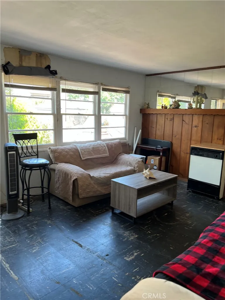 1231 W Santa Cruz St., San Pedro, California 90732 home-pic-2