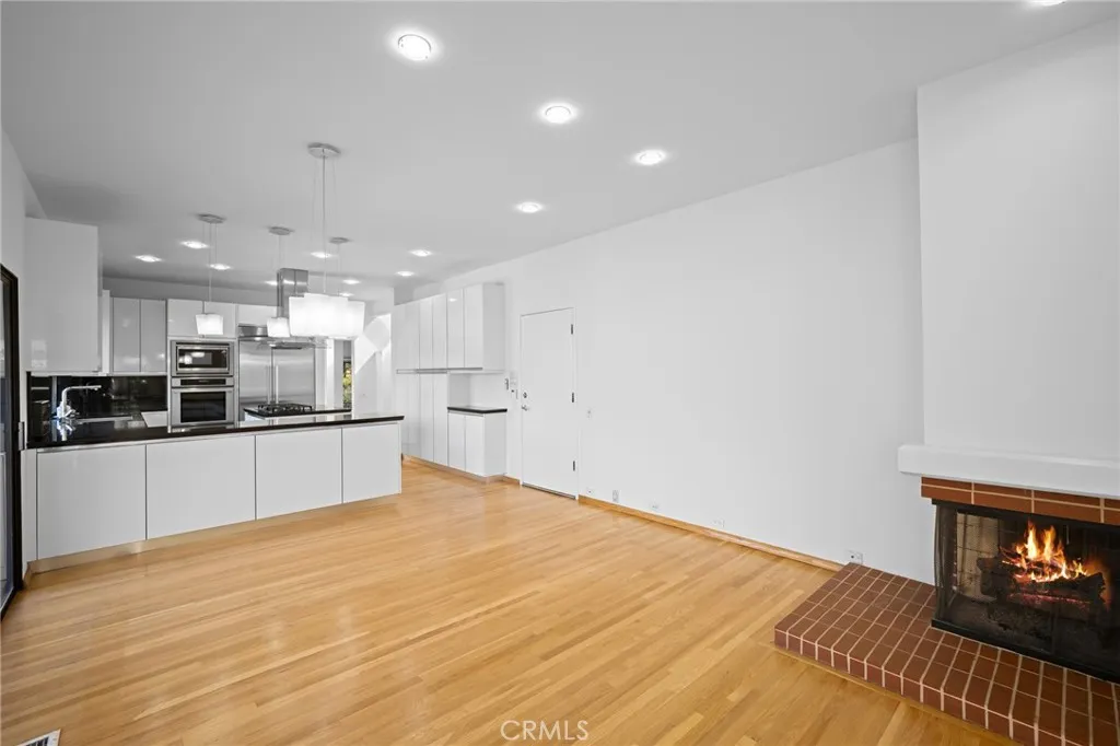 3275 Buckingham Road, Glendale, California 91206 home-pic-21