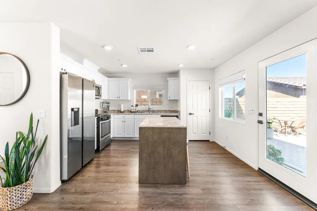 67362 Rio Oso Road, Cathedral City, California 92234 home-pic-12