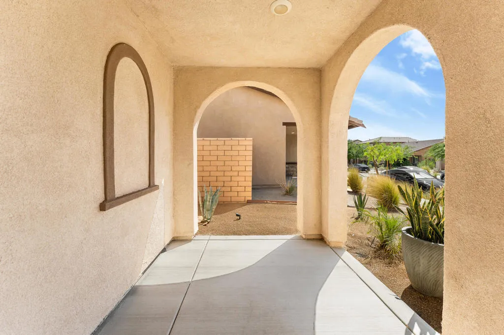 67362 Rio Oso Road, Cathedral City, California 92234 home-pic-3