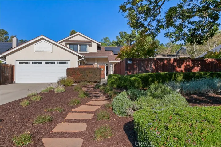 Welcome to 3972 Hollyhock Way!