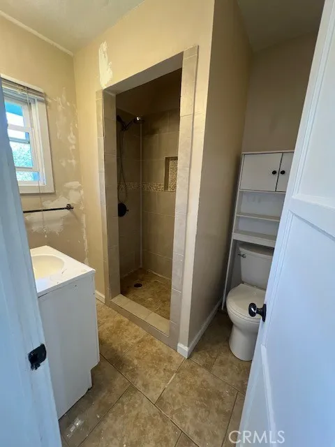 29259 Lake Brook Avenue, Cedar Glen, California 92321 home-pic-8