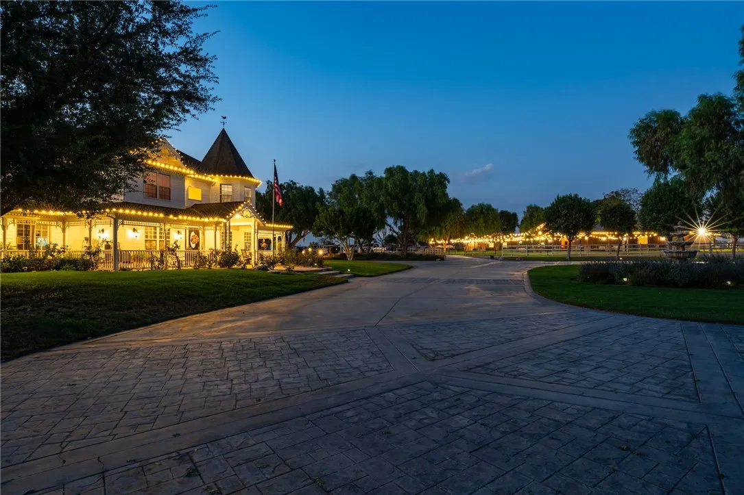 379 North, Norco, California 92860 home-pic-47