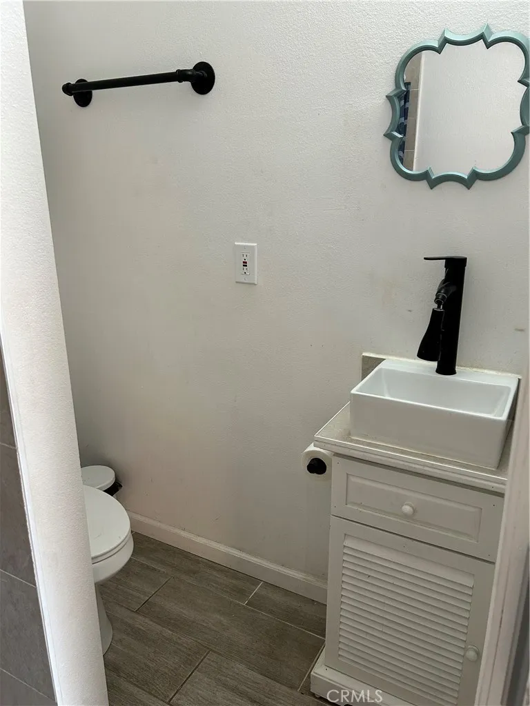 223 E Pleasant Street, Long Beach, California 90805 home-pic-14