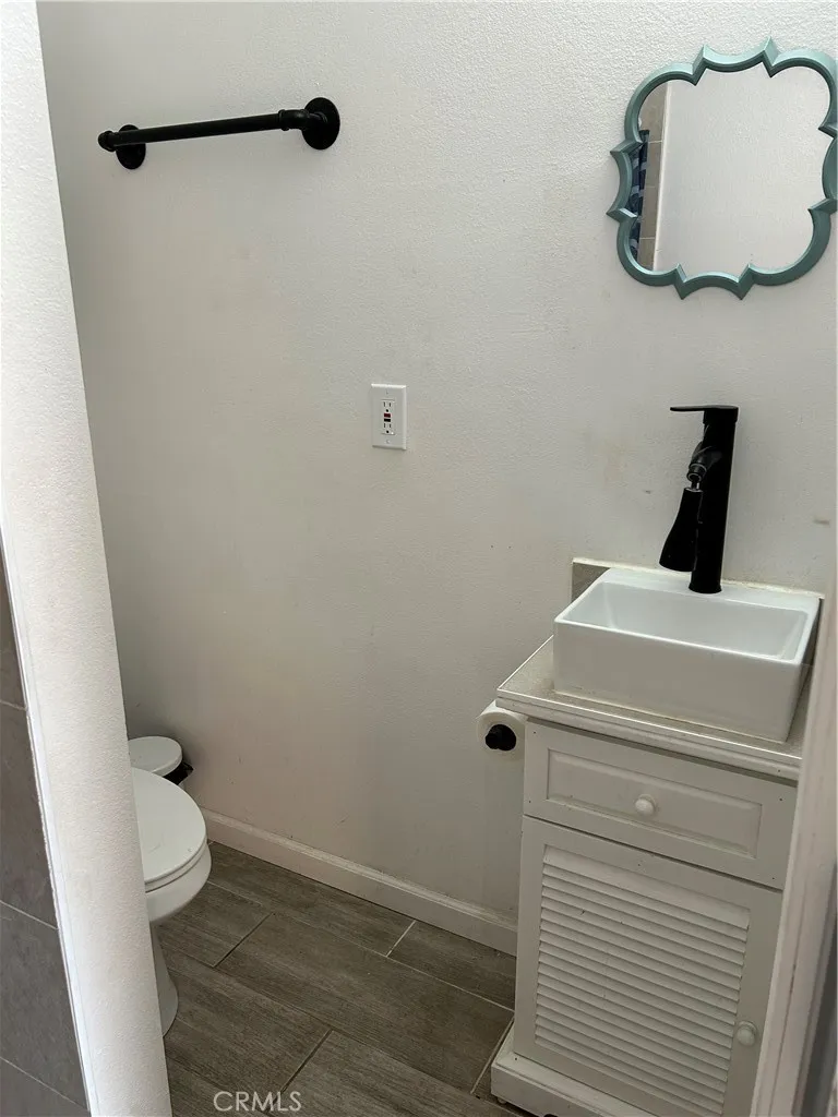 223 E Pleasant Street, Long Beach, California 90805 home-pic-14