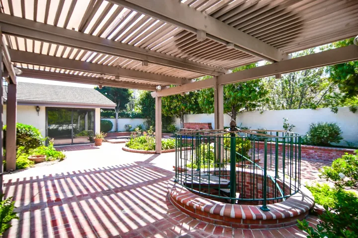 5 Maritime, Corona Del Mar, California 92625