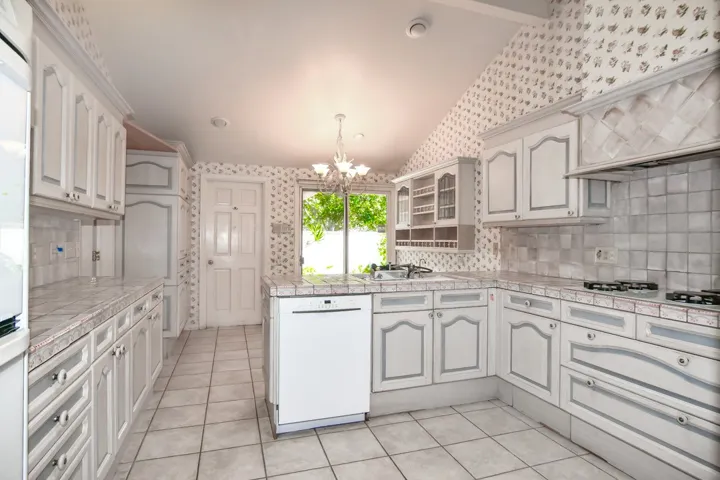 5 Maritime, Corona Del Mar, California 92625