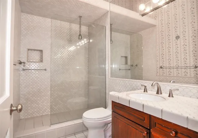 5 Maritime, Corona Del Mar, California 92625