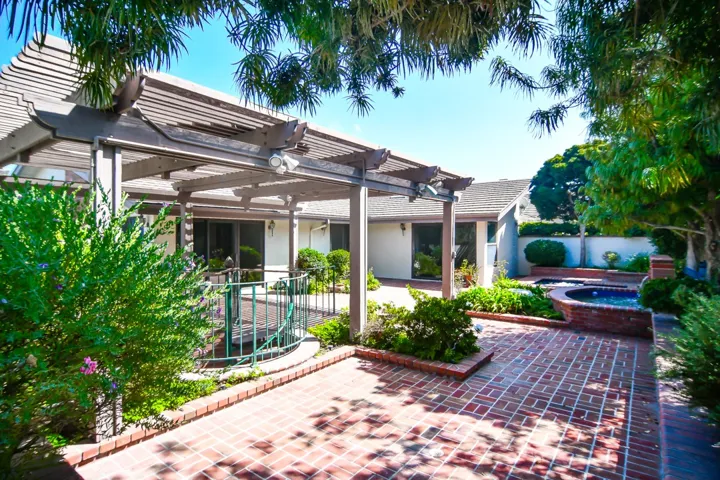 5 Maritime, Corona Del Mar, California 92625