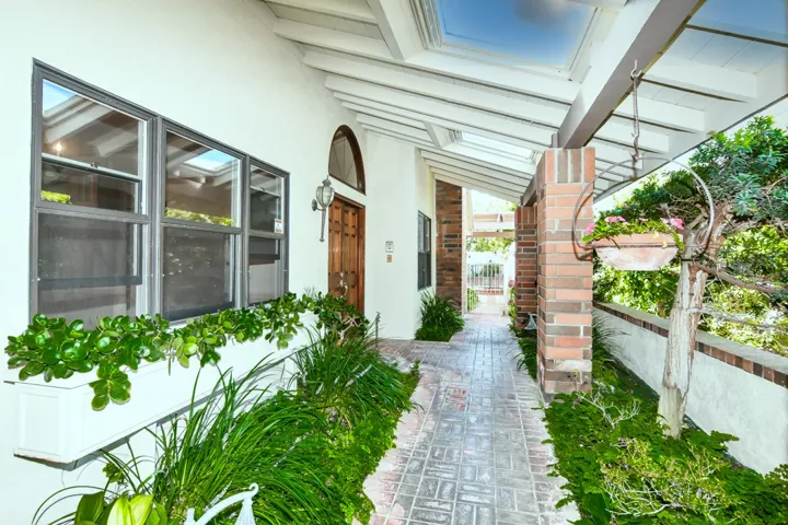5 Maritime, Corona Del Mar, California 92625