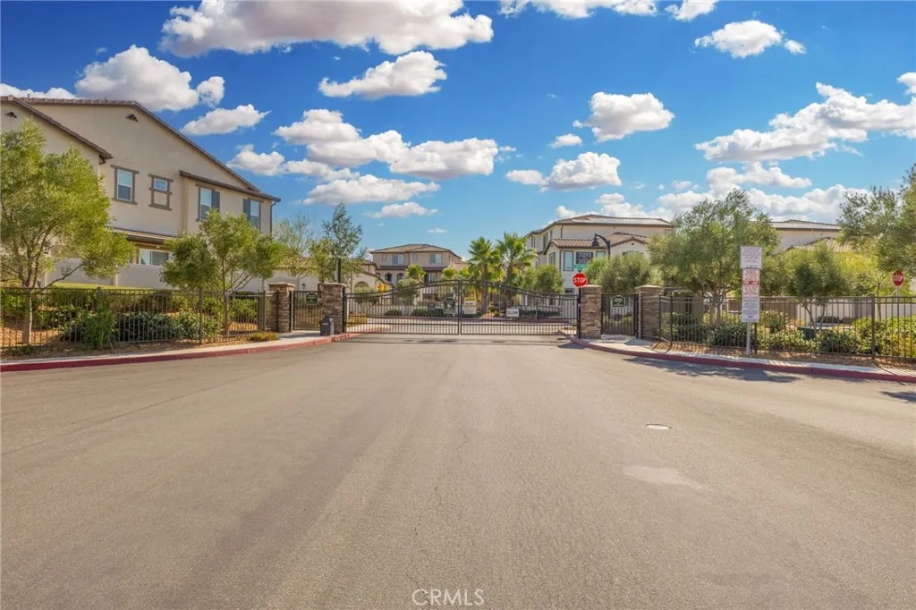 45763 Via Nubes, Temecula, California 92592 home-pic-59