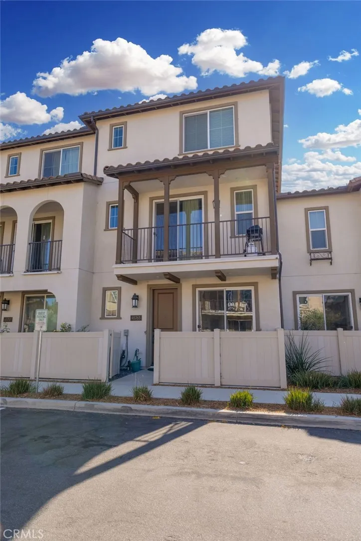 45763 Via Nubes, Temecula, California 92592 home-pic-2