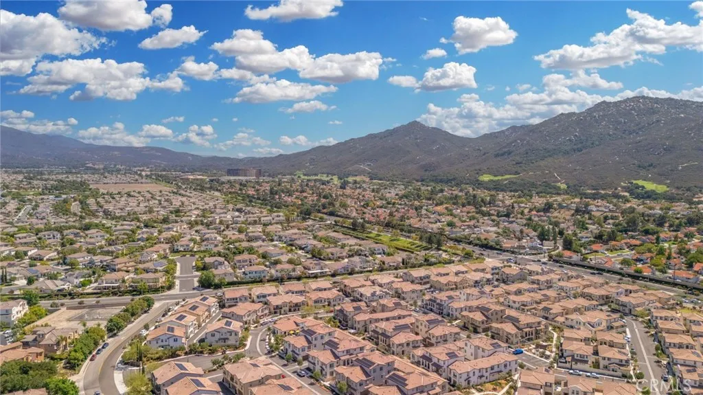 45763 Via Nubes, Temecula, California 92592 home-pic-51