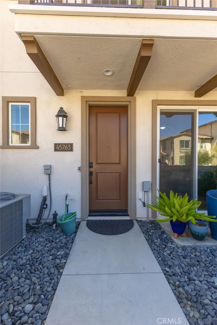 45763 Via Nubes, Temecula, California 92592 home-pic-4