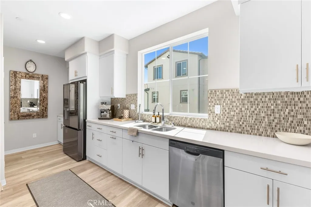 45763 Via Nubes, Temecula, California 92592 home-pic-29
