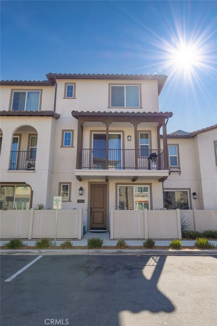 45763 Via Nubes, Temecula, California 92592 home-pic-1