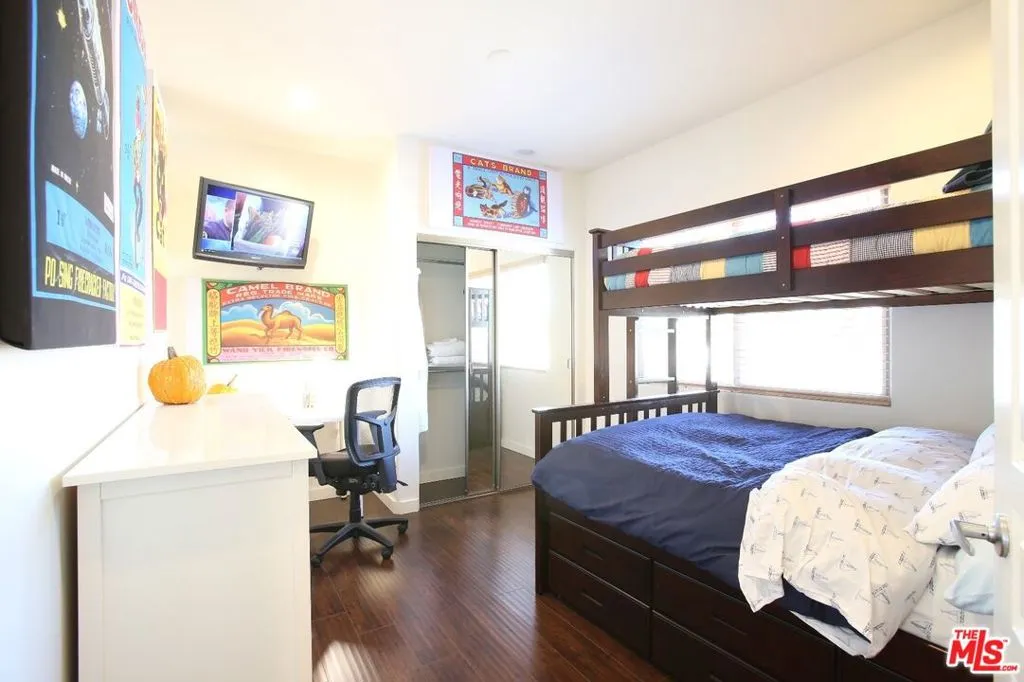 4447 Calhoun Avenue, Sherman Oaks, California 91423 home-pic-15
