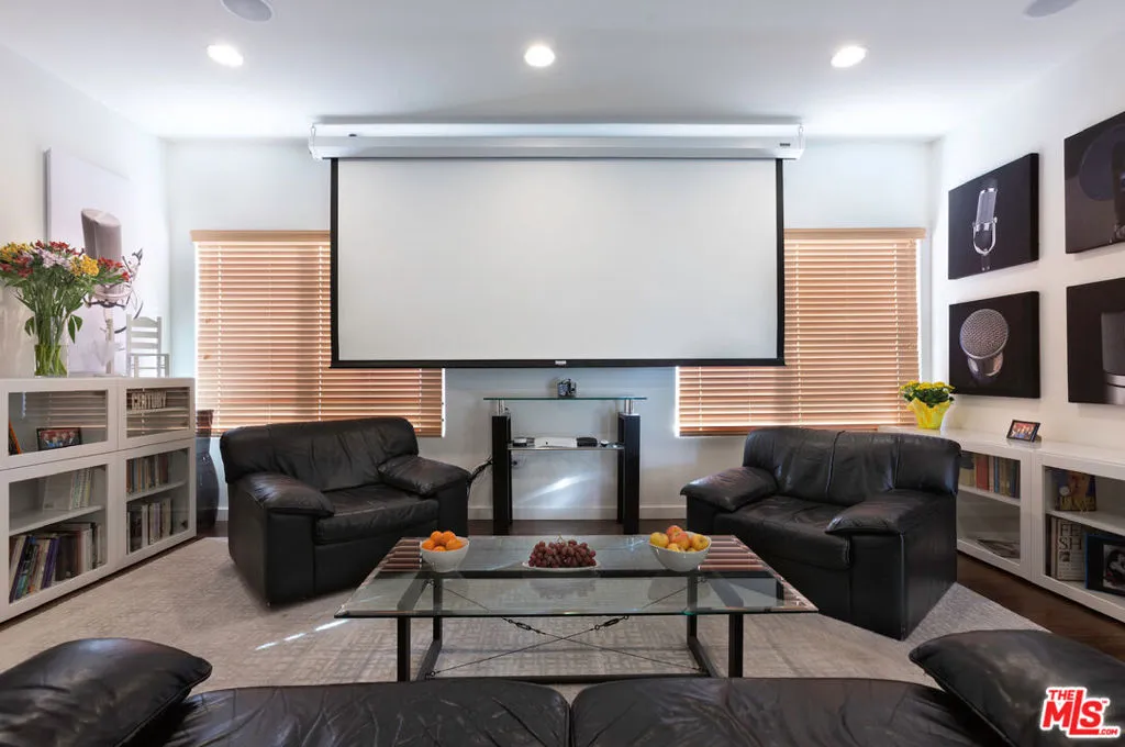 4447 Calhoun Avenue, Sherman Oaks, California 91423 home-pic-5