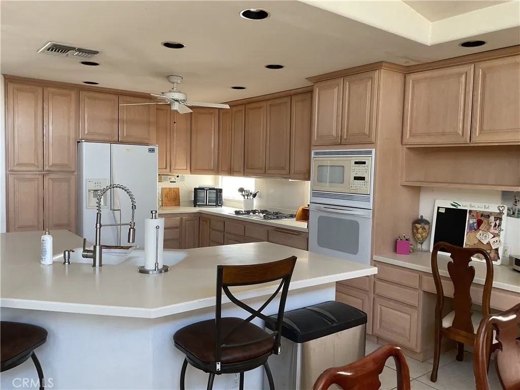 76880 Florida Street, Palm Desert, California 92211 home-pic-5