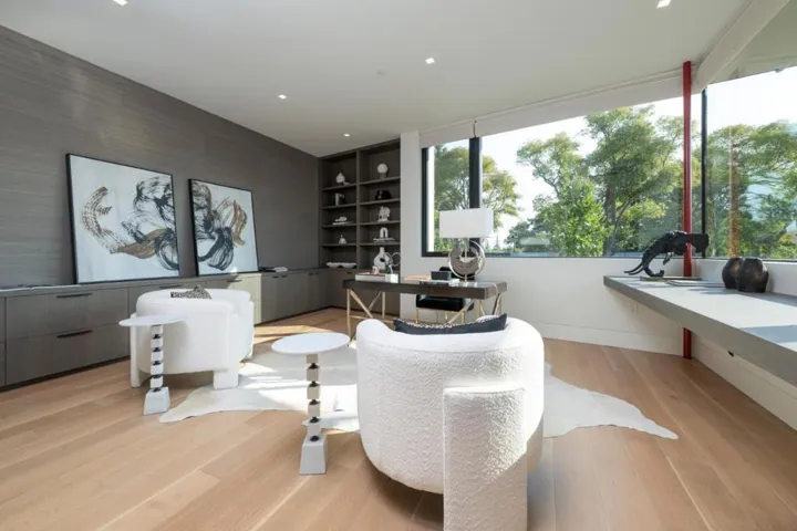 2240 Avy Avenue, Menlo Park, California 94025