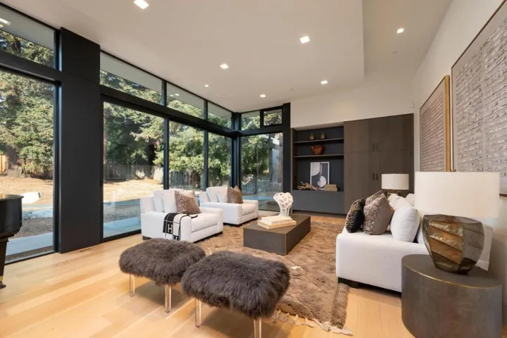 2240 Avy Avenue, Menlo Park, California 94025