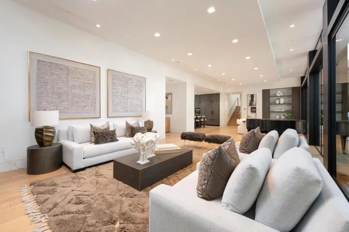 2240 Avy Avenue, Menlo Park, California 94025