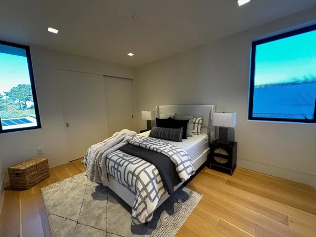 2240 Avy Avenue, Menlo Park, California 94025