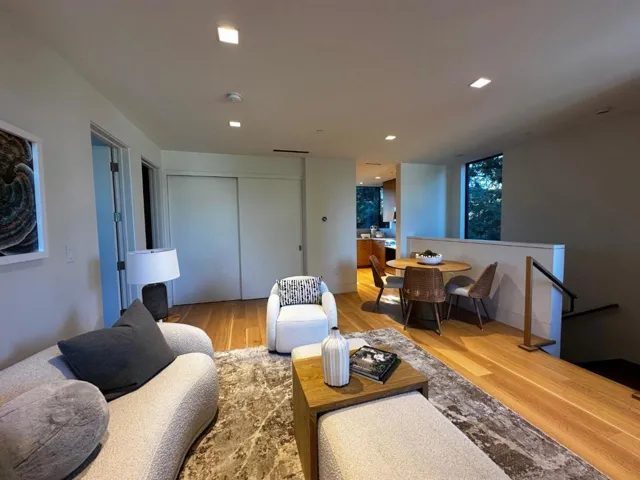 2240 Avy Avenue, Menlo Park, California 94025