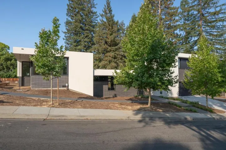 2240 Avy Avenue, Menlo Park, California 94025