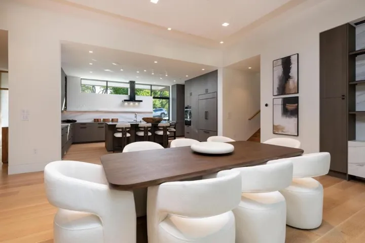 2240 Avy Avenue, Menlo Park, California 94025