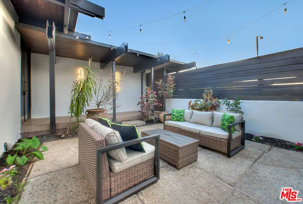 3804 Duray Place, Los Angeles, California 90008 home-pic-29