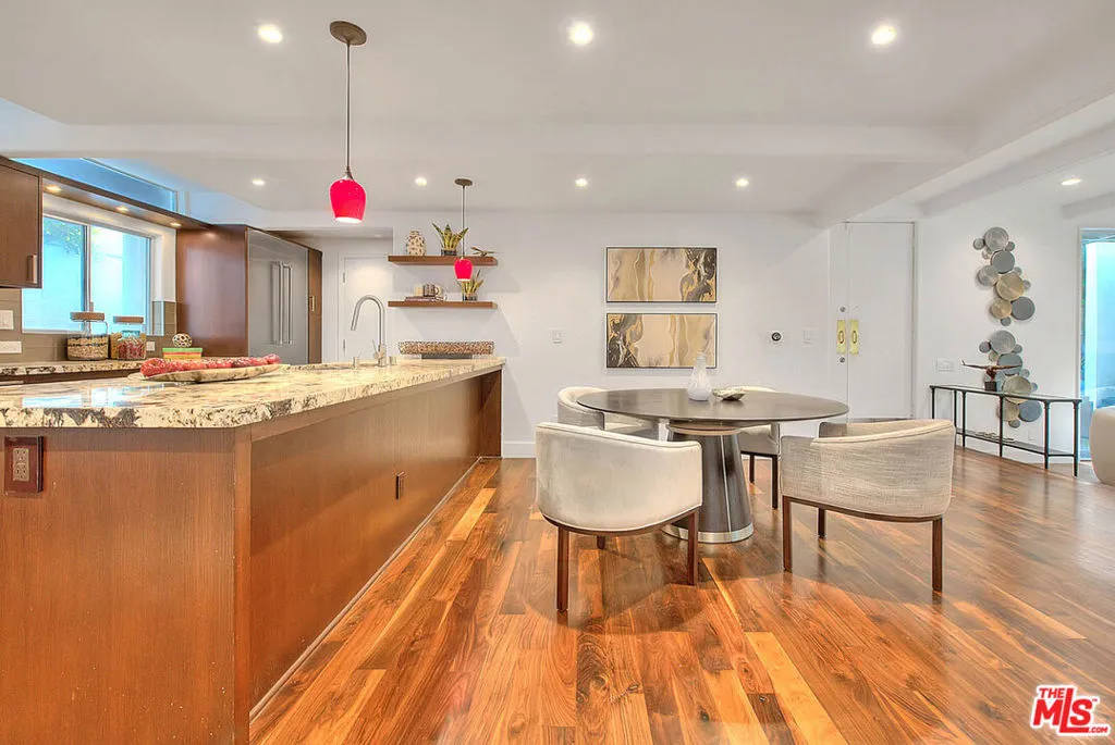 3804 Duray Place, Los Angeles, California 90008 home-pic-22