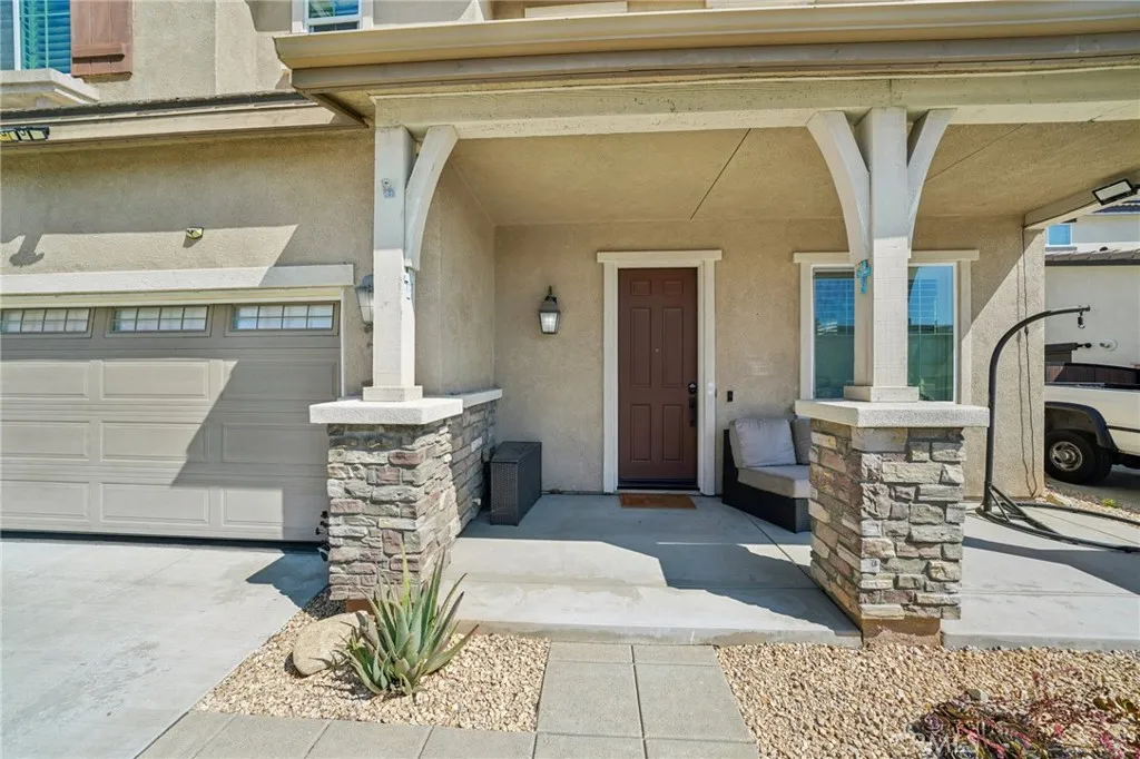 5365 Pine Leaf Avenue, Fontana, California 92336 home-pic-3