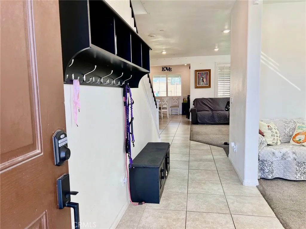 5365 Pine Leaf Avenue, Fontana, California 92336 home-pic-4