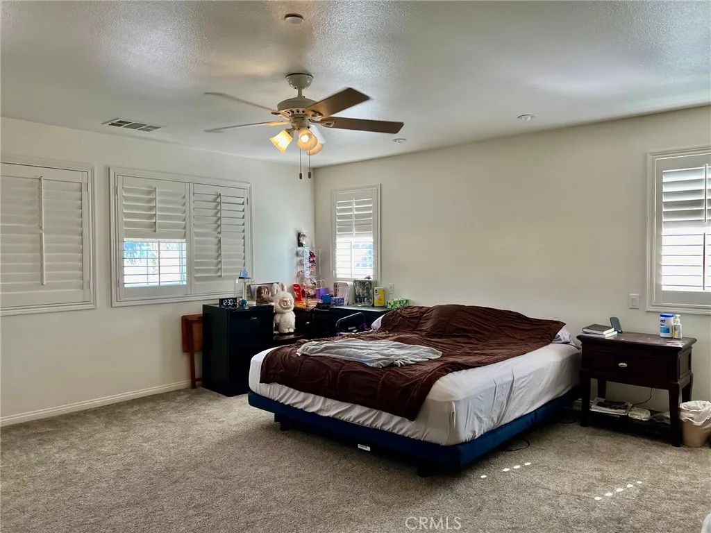 5365 Pine Leaf Avenue, Fontana, California 92336 home-pic-20