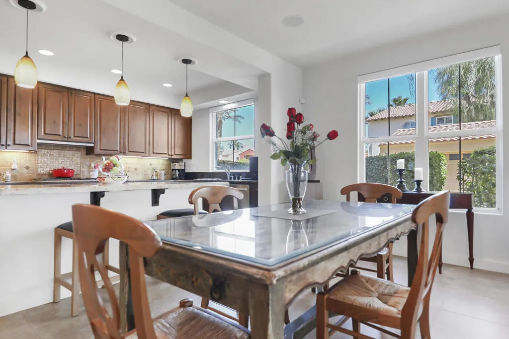 80255 Via Tesoro, La Quinta, California 92253 home-pic-11