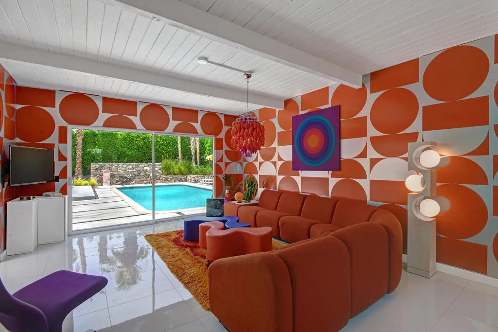 2101 N Berne Drive, Palm Springs, California 92262 home-pic-0