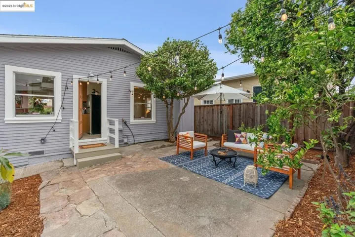 3644 Redding St, Oakland, California 94619