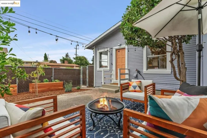 3644 Redding St, Oakland, California 94619