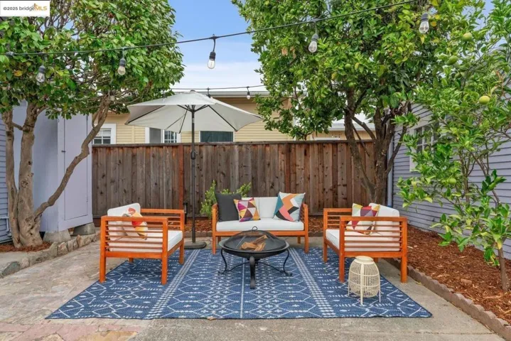 3644 Redding St, Oakland, California 94619
