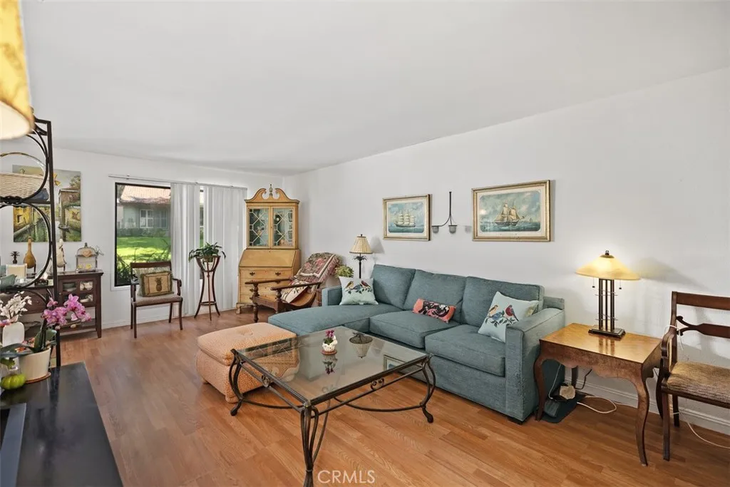 3205 Via Buena Vista D, Laguna Woods, California 92637 home-pic-7