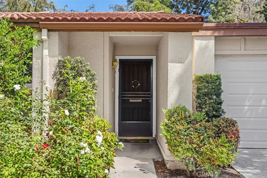 3205 Via Buena Vista D, Laguna Woods, California 92637 home-pic-4