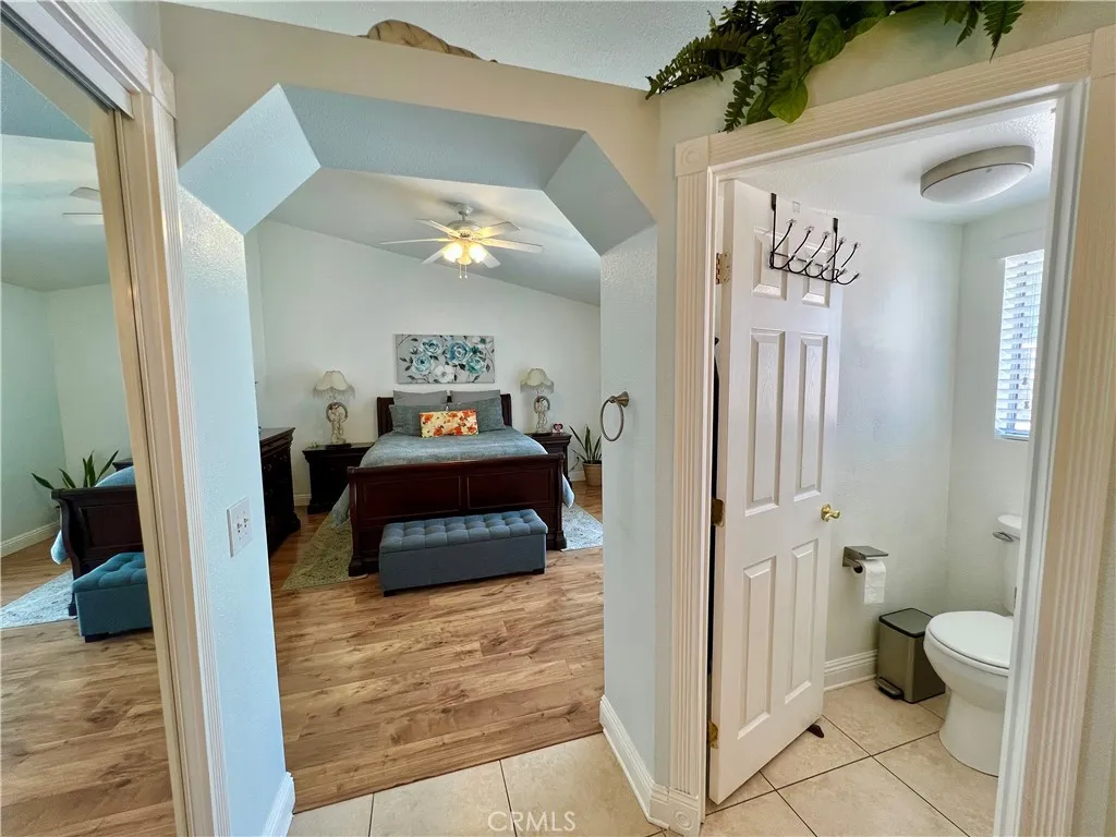 14200 La Mirada Street, Victorville, California 92392 home-pic-23