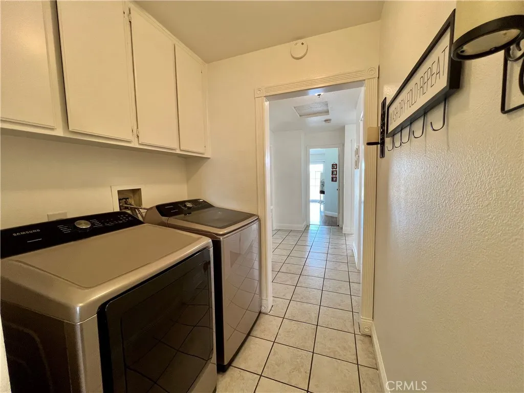 14200 La Mirada Street, Victorville, California 92392 home-pic-37