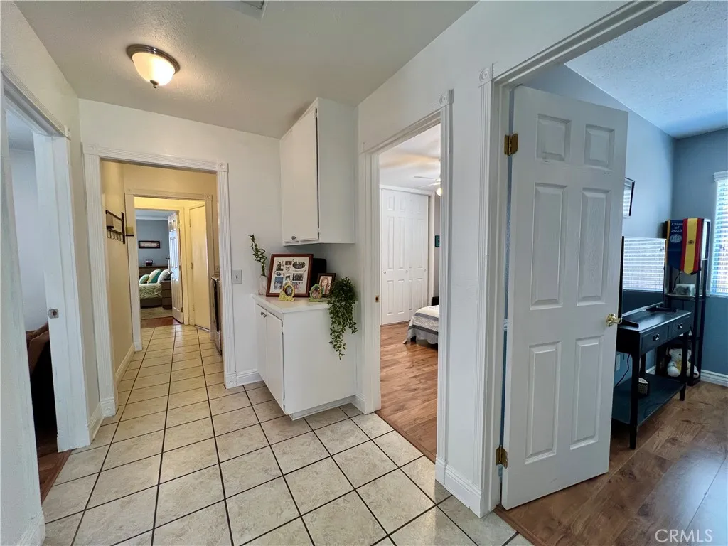 14200 La Mirada Street, Victorville, California 92392 home-pic-25