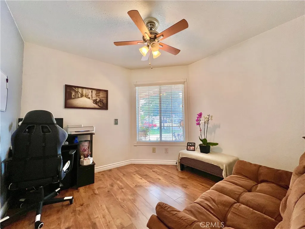 14200 La Mirada Street, Victorville, California 92392 home-pic-31